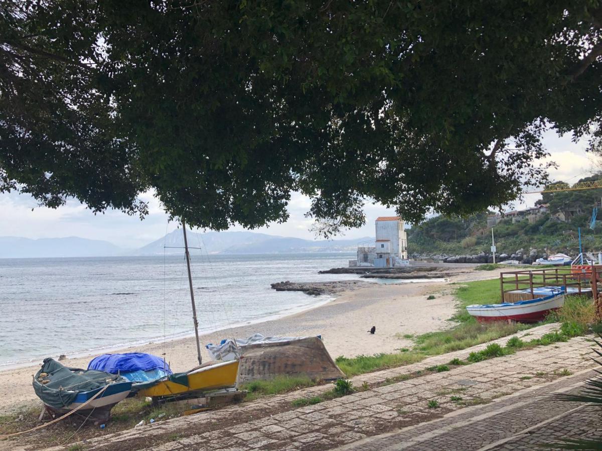 Casa Vacanze Da Maurizio Santa Flavia Eksteriør bilde